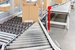 Axiom's automated packing solution with switch sorter for Asda at its Clipper Logistics facility in Boughton