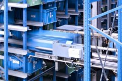 Automated mini load system ensures efficient order picking at Lakeland