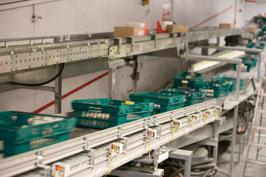 Axiom GB Ltd supplies a range of conveyor modules and types for all requirements. Let’s talk…. We’d love to help you solve your materials handling challenges. www.axiomgb.com sales@axiomgb.com +44(0)1827 61212